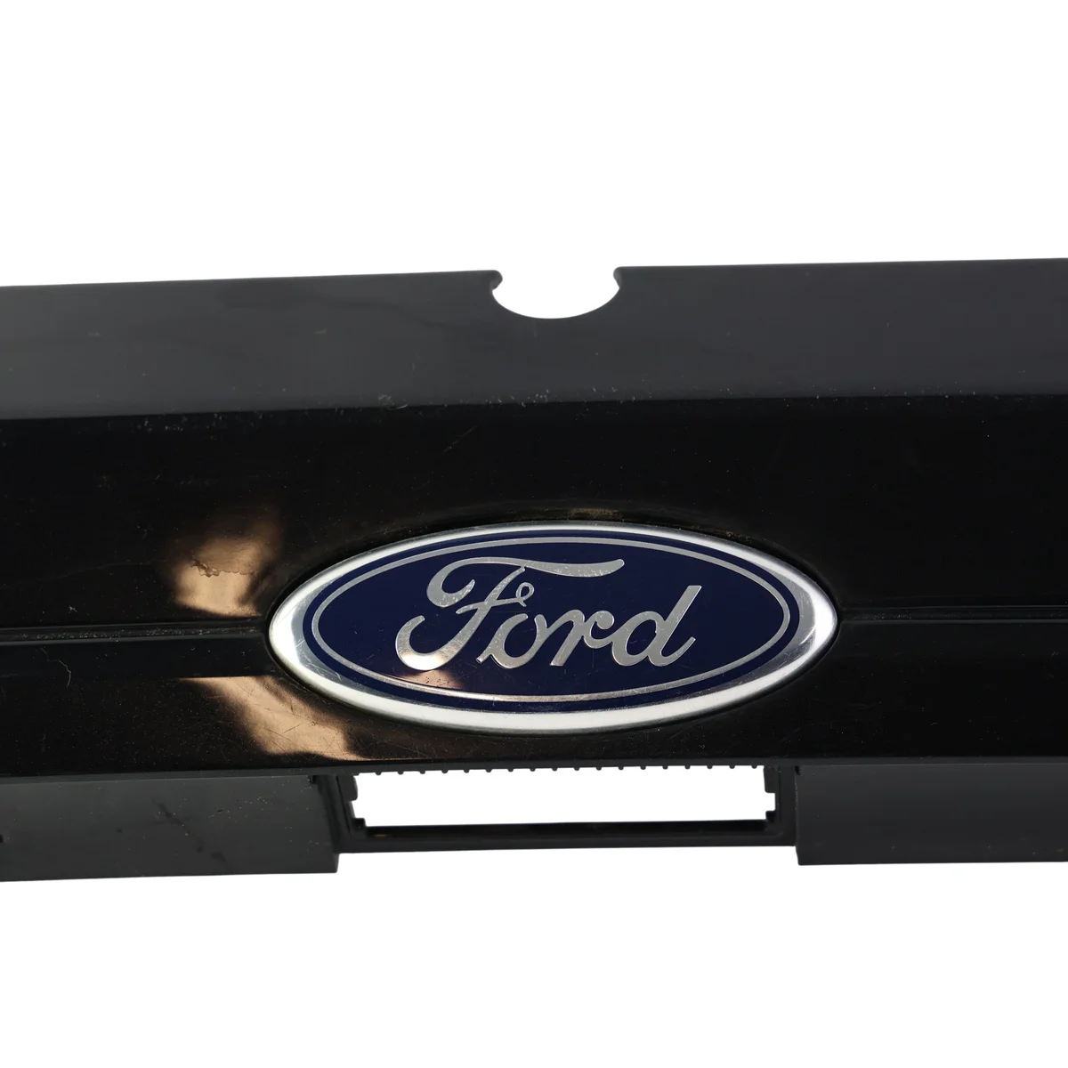 Ford Fiesta 2015 Listón Matrícula Usado image 3