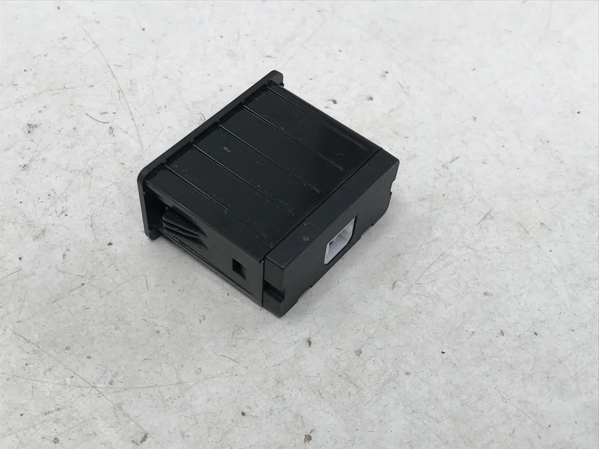 Port USB Chery Omoda 5 C5 1.6 T-GDI 703000140AA