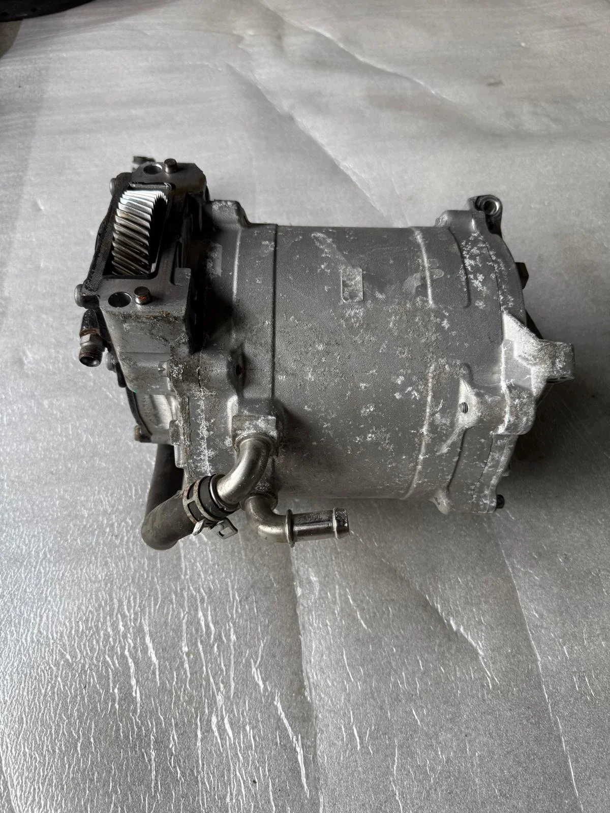 Elektromotor Volvo XC40 Plug-in 1.5 Hybrid image 3