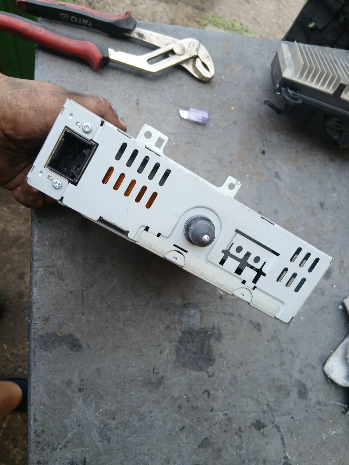 Volvo V50 Chargeur CD Radio 8696051-1 image 4