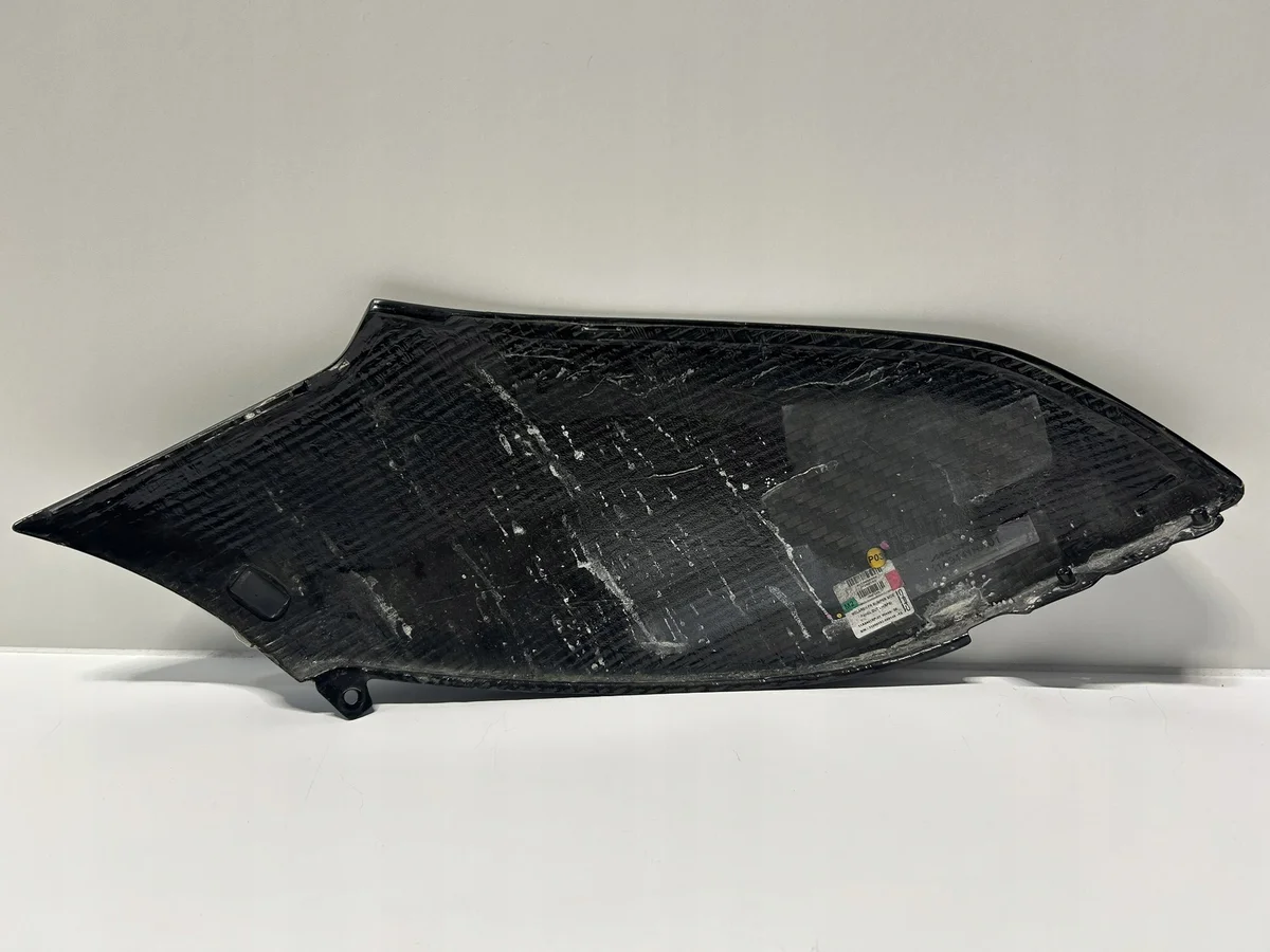McLaren 675 LT Kotflügelabdeckung hinten Carbon image 3