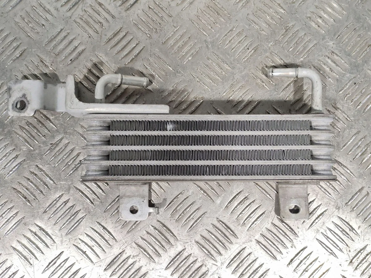Subaru Outback BT 2023 Refroidisseur Huile Boîte image 3
