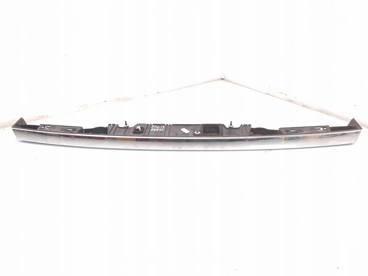 BMW 7 F01 F02 F03 F04 2012 Plaque