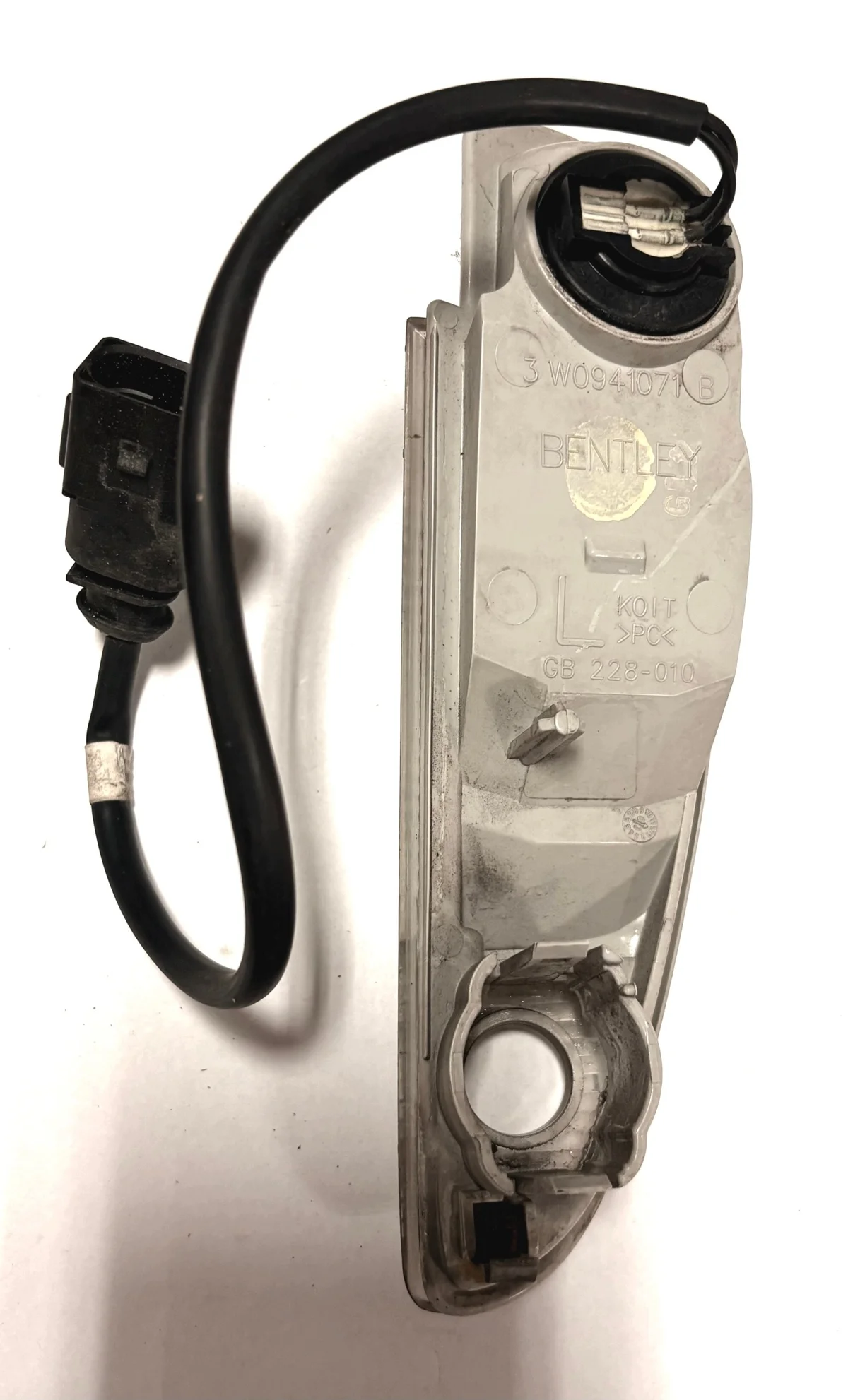 Achteruitrijlicht links Bentley 3W0941071