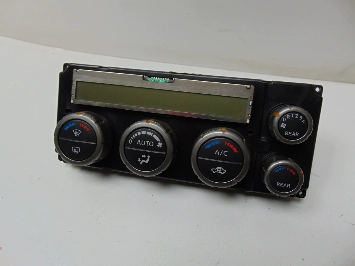 Panneau de commande climatisation Nissan Pathfinder R51 image 4