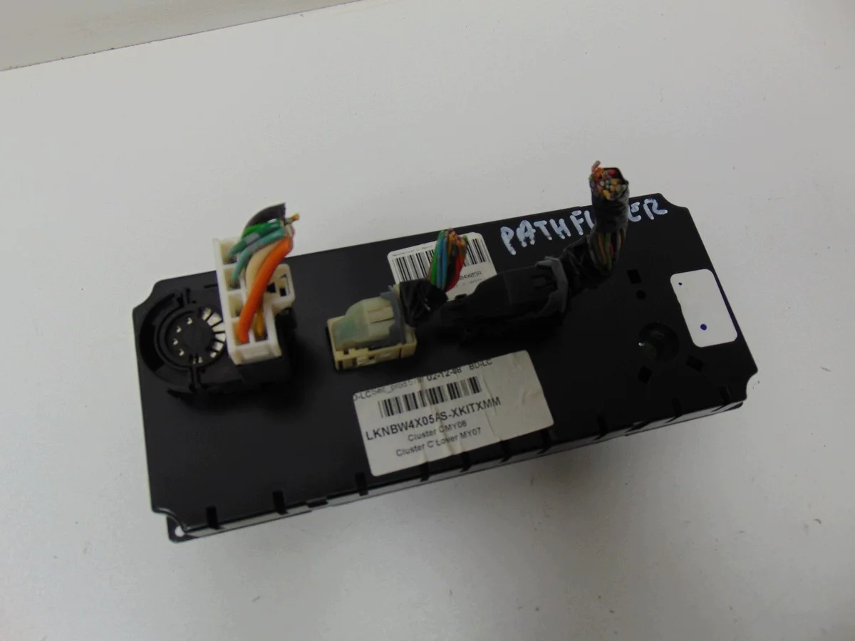 Panneau de commande climatisation Nissan Pathfinder R51 image 7