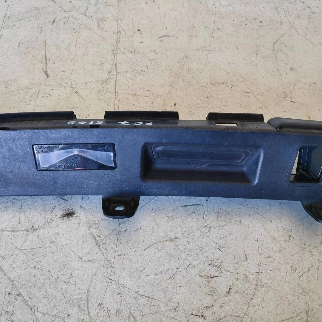 BMW F07 Poignée hayon 7211220 image 5
