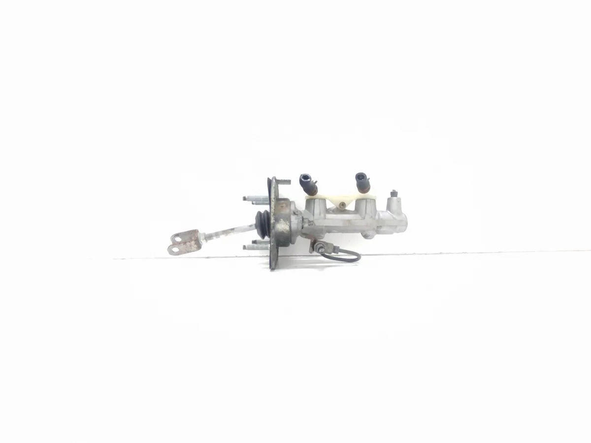 Jarruputken sylinteri Toyota Prius 1.5L