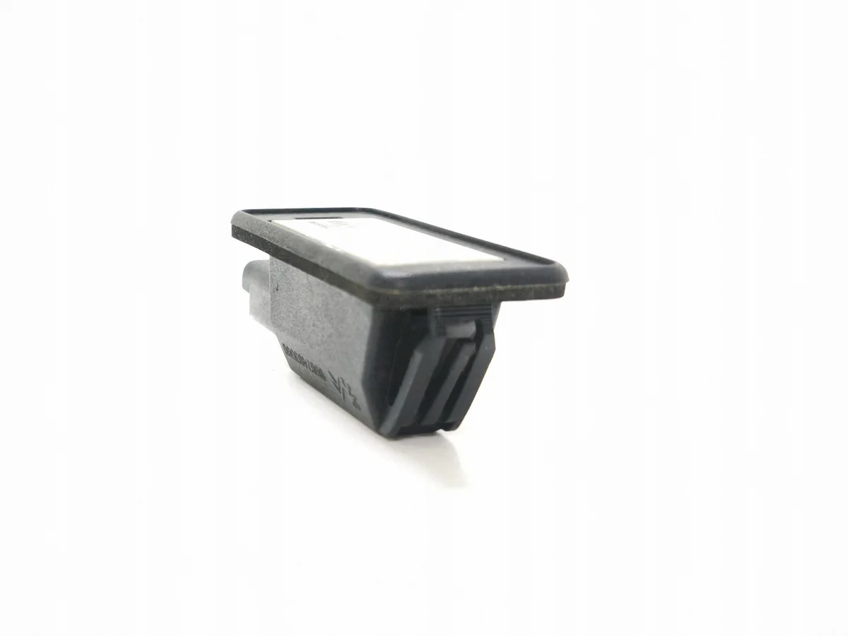 Luz matrícula Peugeot 208 I 2014 9682403880 image 4
