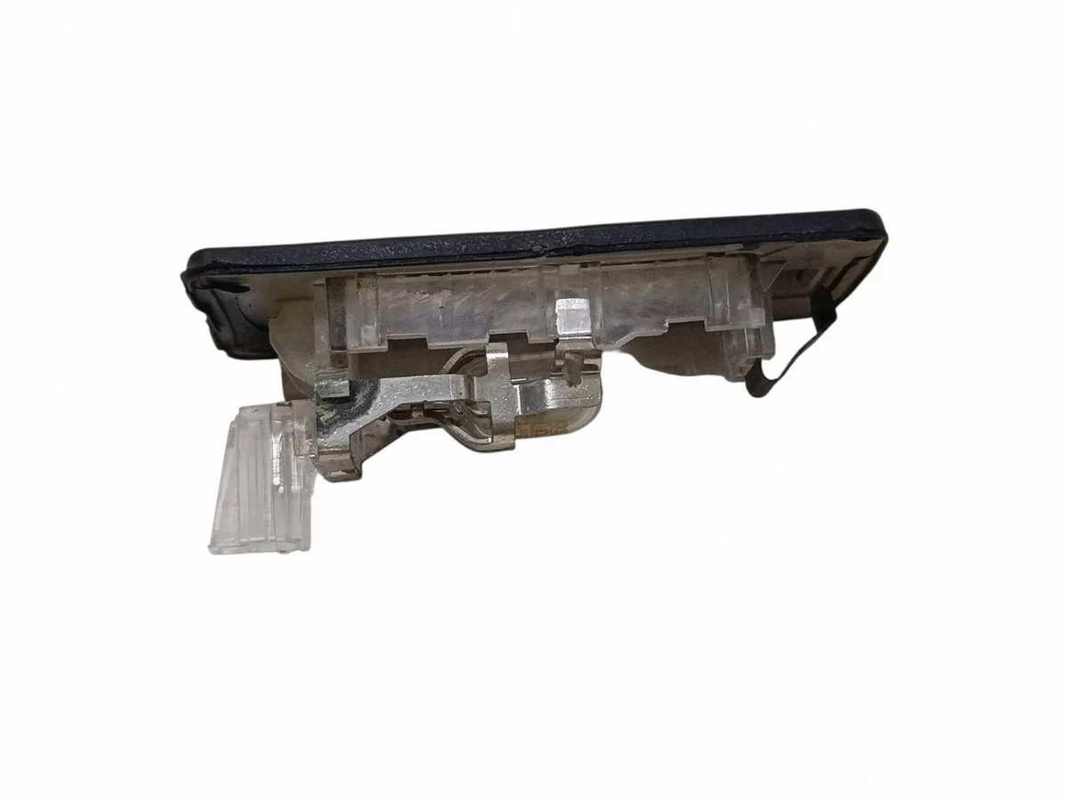Skoda Octavia Mk3 Lampe Plaque 15A385 image 5