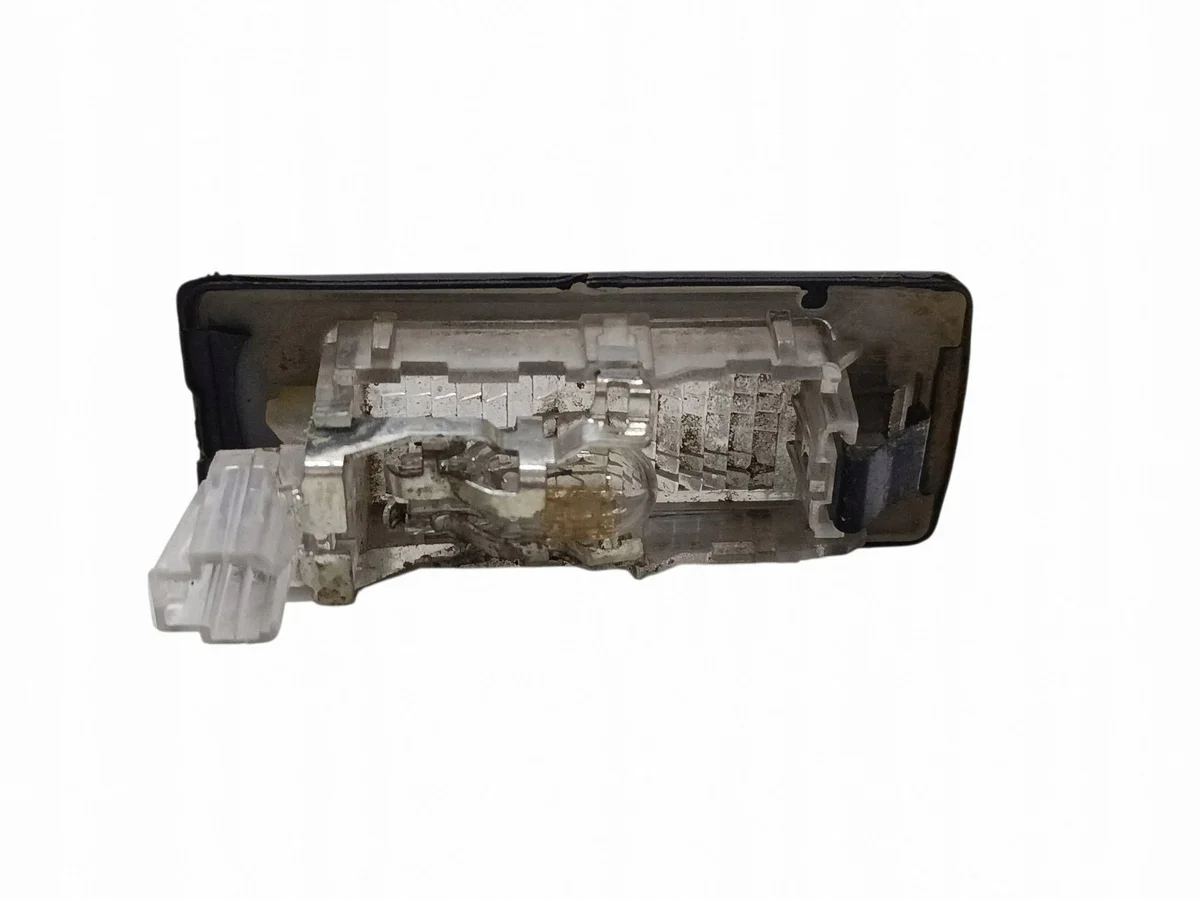 Skoda Octavia Mk3 Lampe Plaque 15A385 image 8