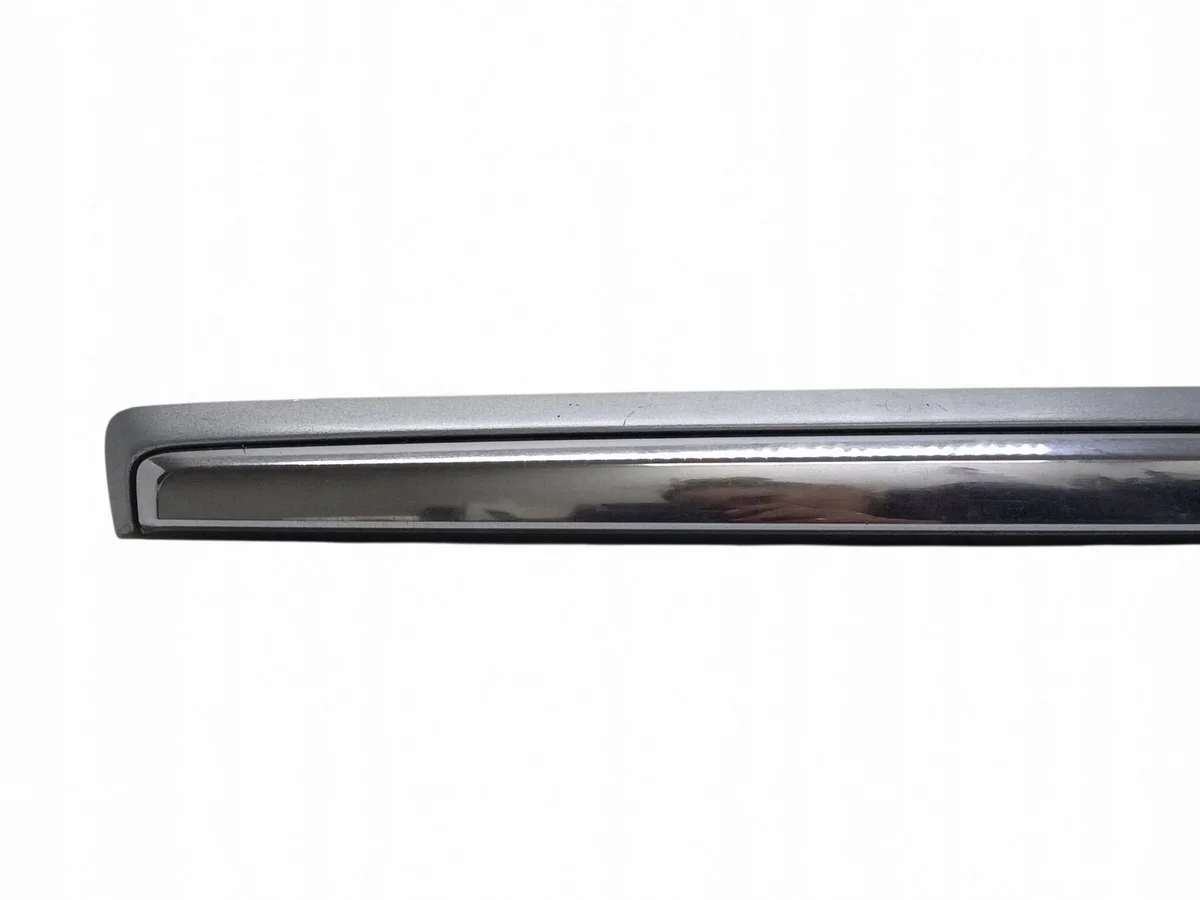 Toyota Corolla Verso 2009 6165N83 Plaque Lampe image 3