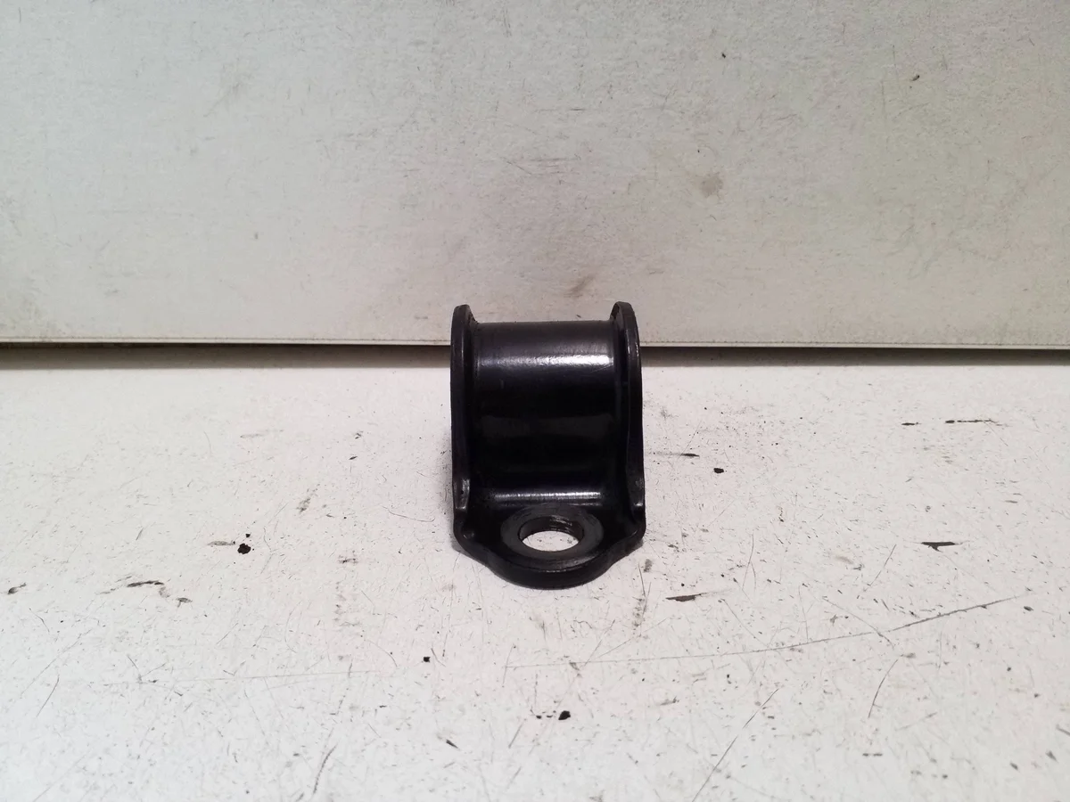VW Transporter T5 Stabilisator Beugel Gebruikt image 3
