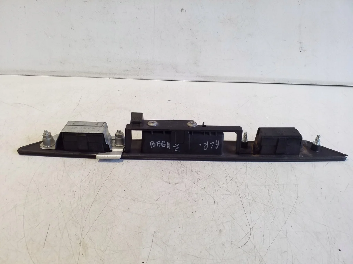 Audi Q7 4L List 8E0827657G image 3