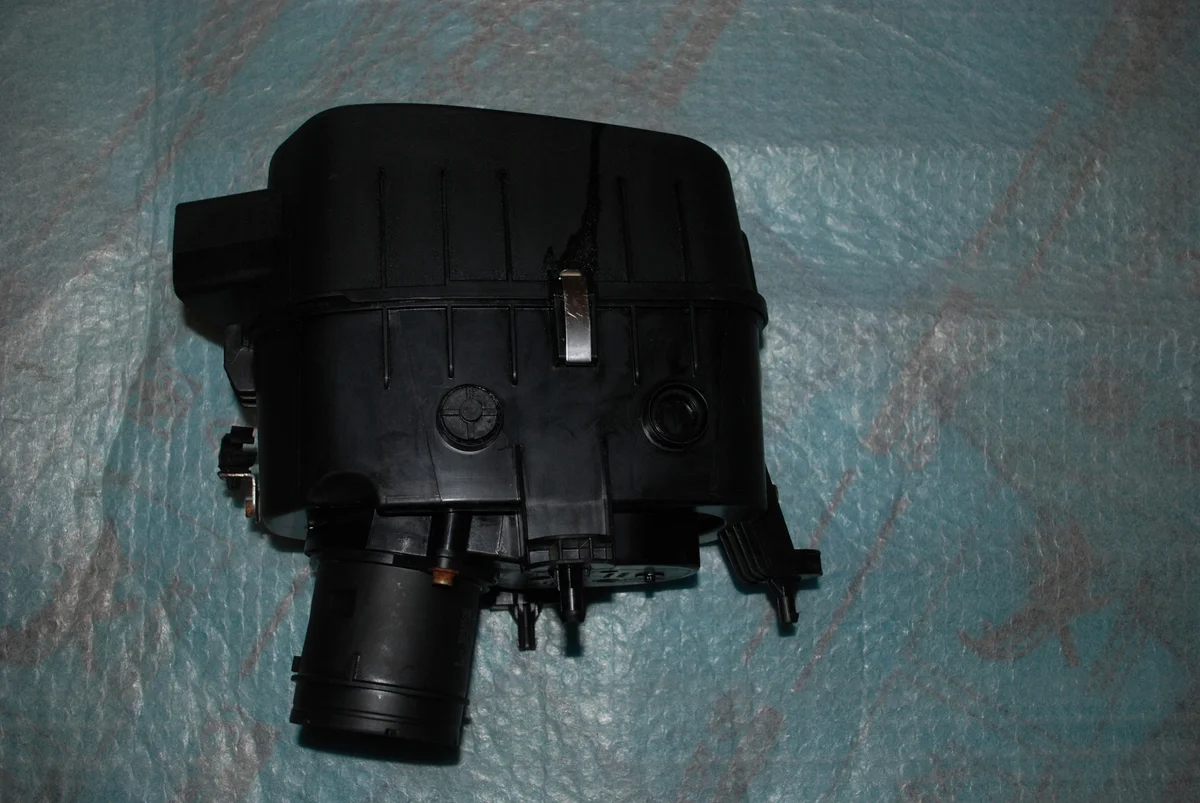 Boîtier de filtre à air Maserati Ghibli Quattroporte VI