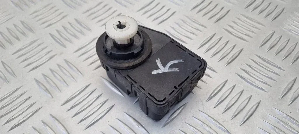 MERCEDES-BENZ E (W211) Motor Nivel Farol 00745701 image 4
