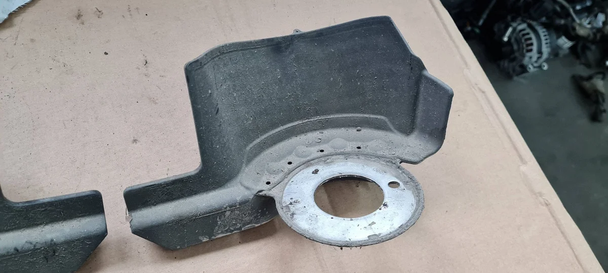 Support ressort arrière Audi A4 B8 A5 8T image 6