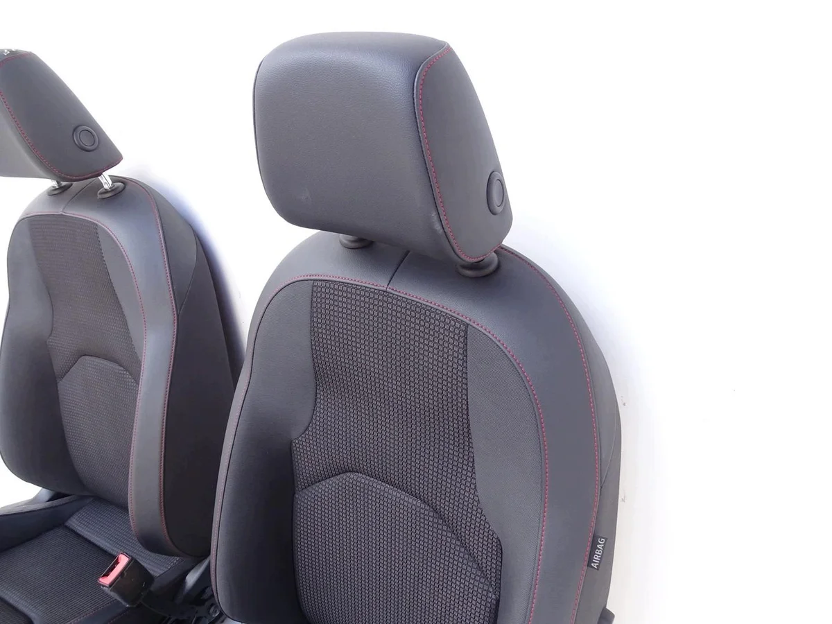 Sièges Cuir Seat Leon III 5F FR 5D HB image 8