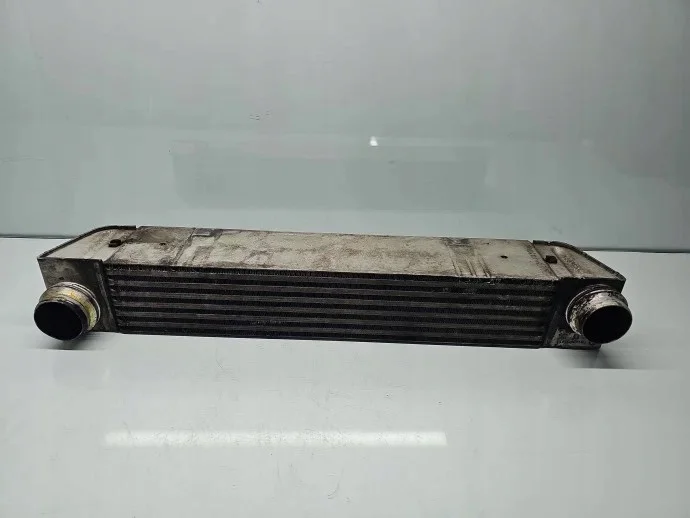 Intercooler BMW 5 (E60) 7795823-01