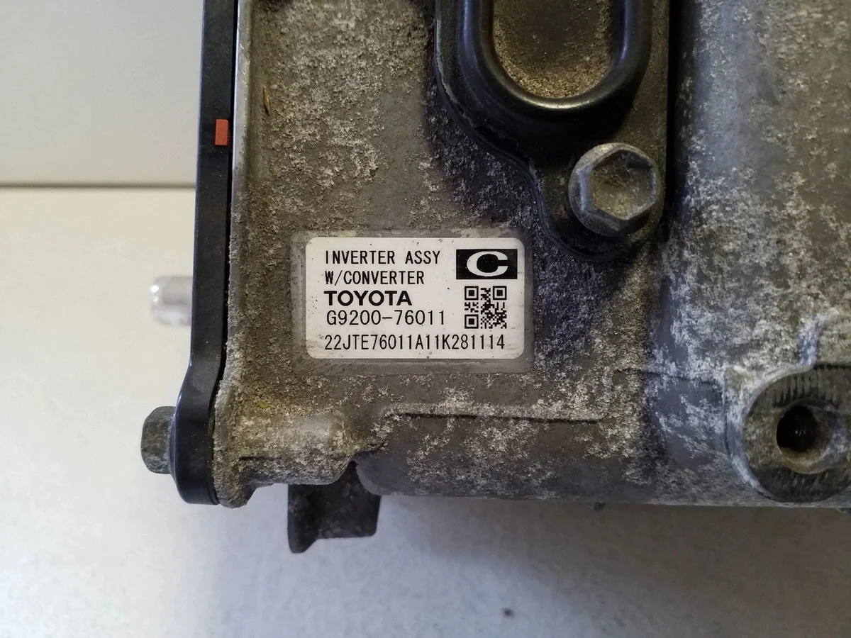 Inverter Lexus CT200h Prius III G9200-76011 image 8