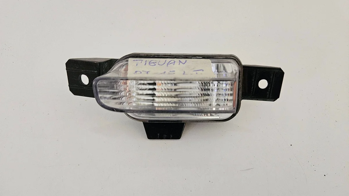 Achteruitrijlamp Links VW Tiguan 5N0941071A 2007-2016