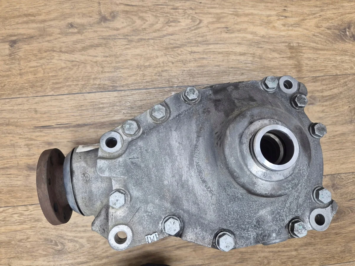 BMW F07 F30 F31 F32 F36 Differential vorne image 5
