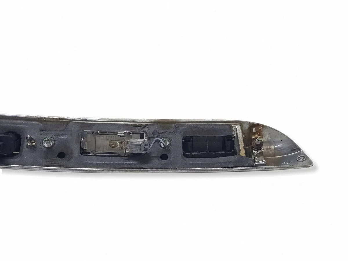 Renault Laguna III 2008 - Luz Placa OEM 43469784 image 8