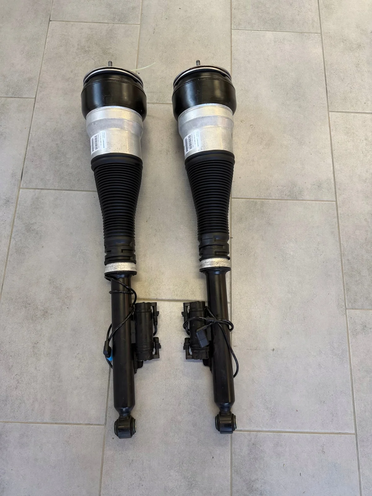 Luftfederbein hinten Mercedes W222 A2223200413