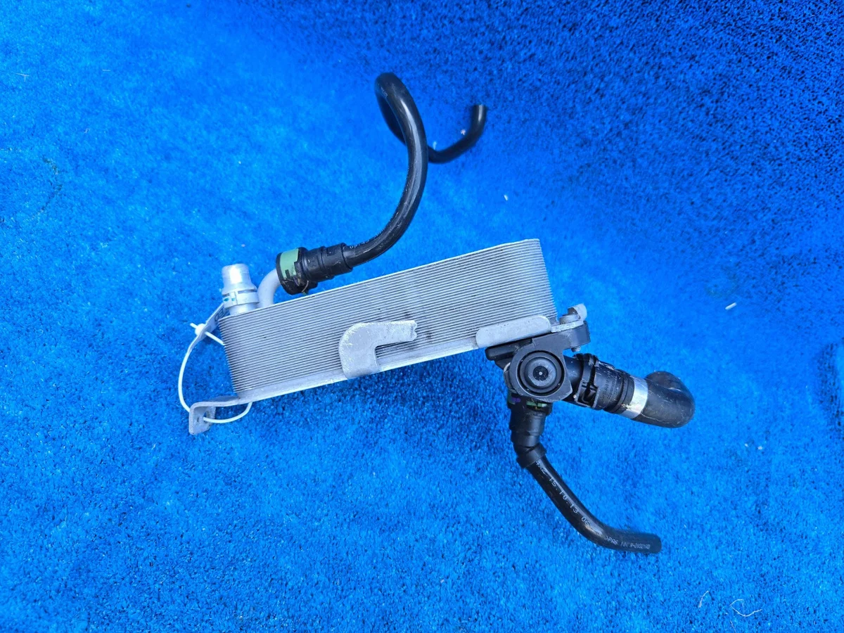BMW Oliekoeler DWZ12087 Gebruikt image 3