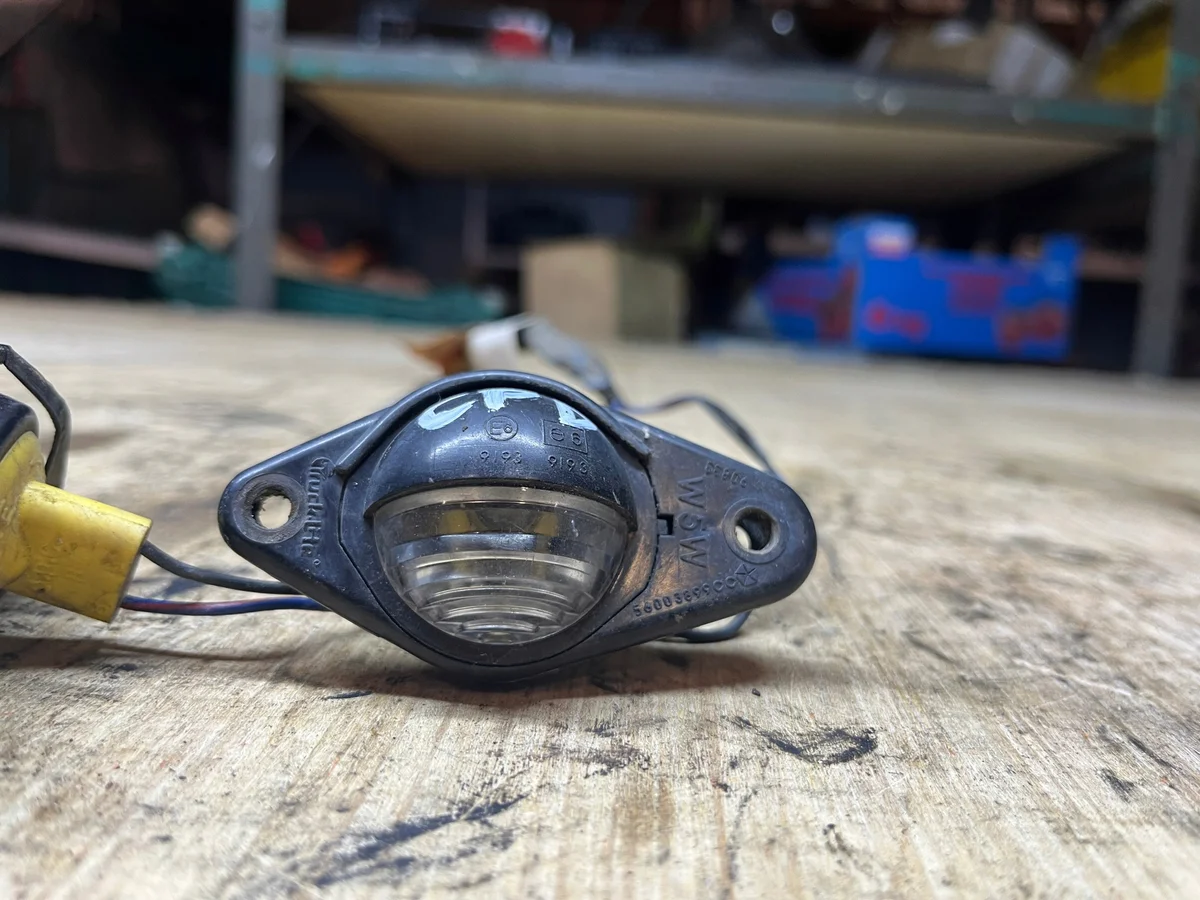 Luzes de Placa Jeep Cherokee XJ 84-95 Usado image 4