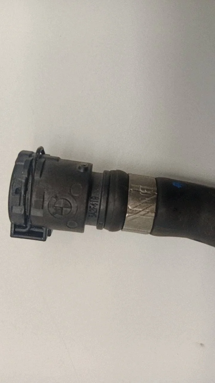 BMW XM 2022 Câble AdBlue 5A2F419 Gauche