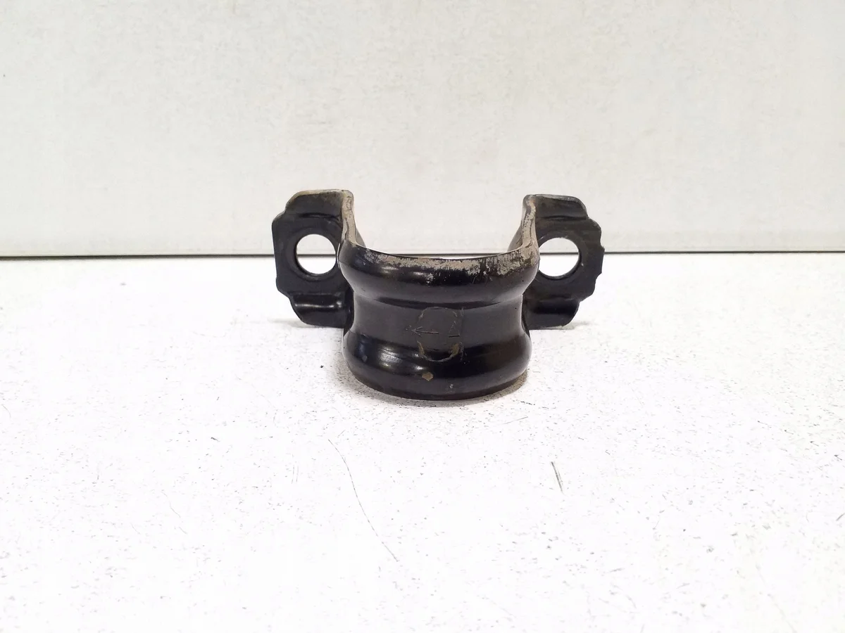 Stabilisatorfäste Toyota Corolla E210 Bak