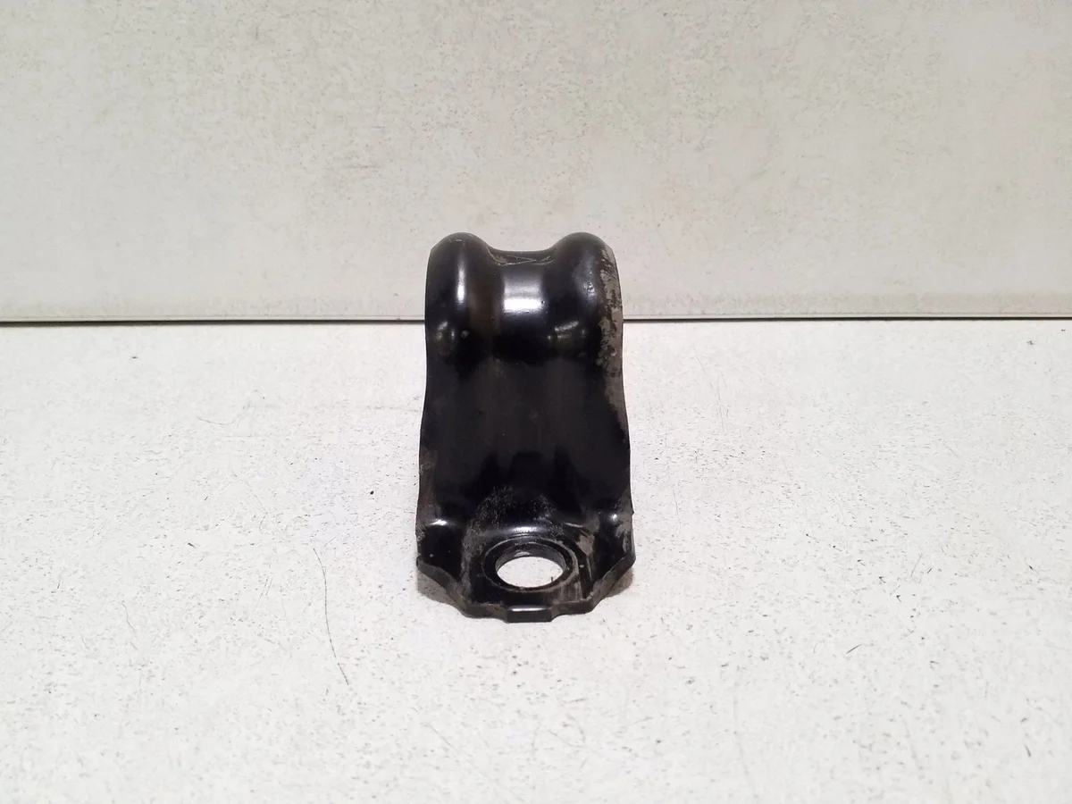 Stabilisatorbeugel Toyota Corolla E210 Achter image 4