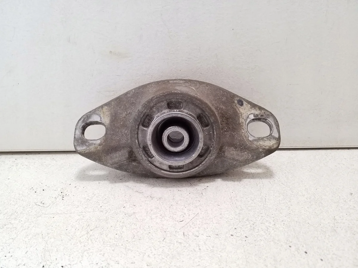 Toyota Corolla E210 Front Shock Mount Used image 4