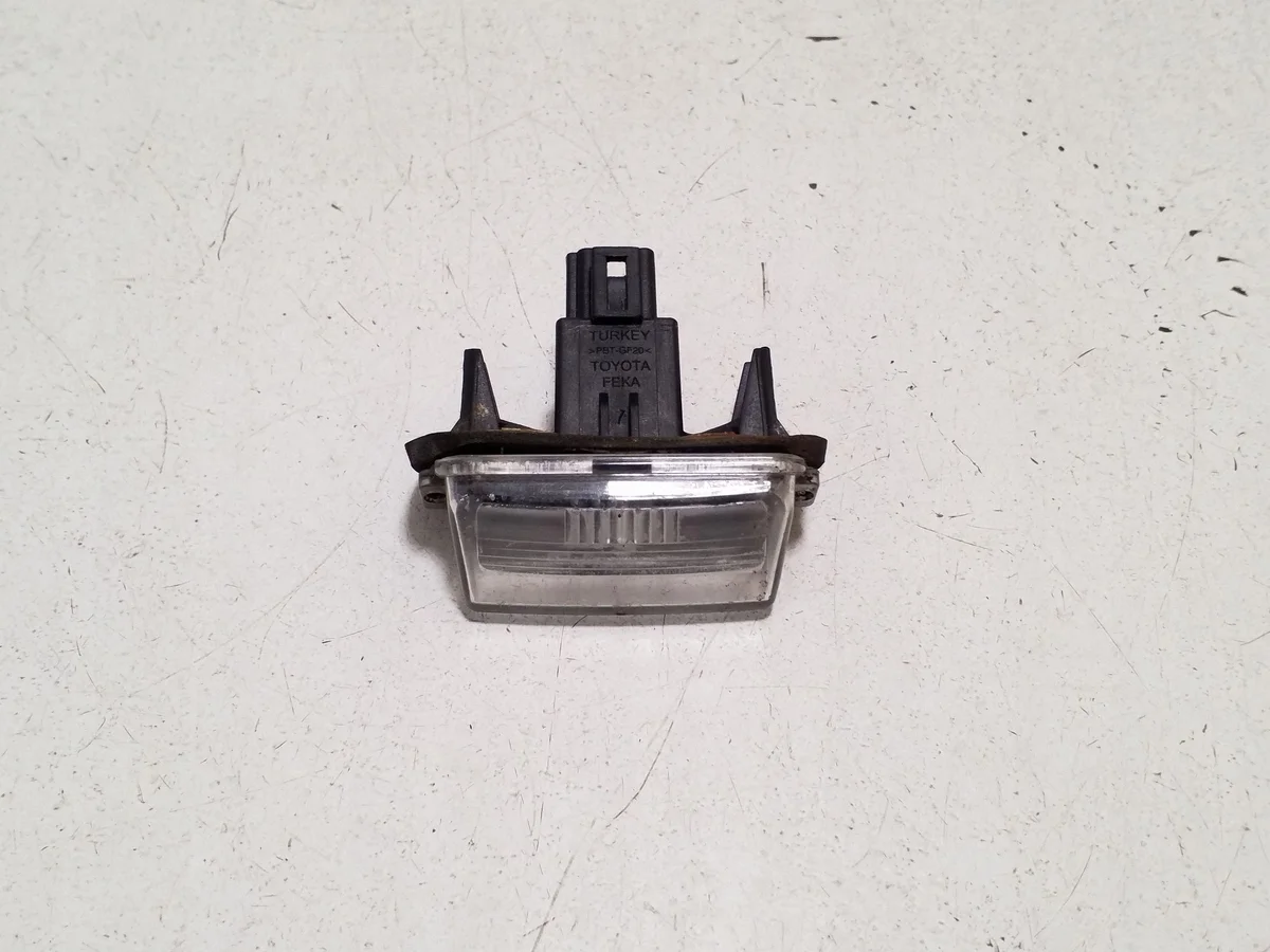 Toyota Yaris Cross Lampe Plaque FEKA0D76 image 3