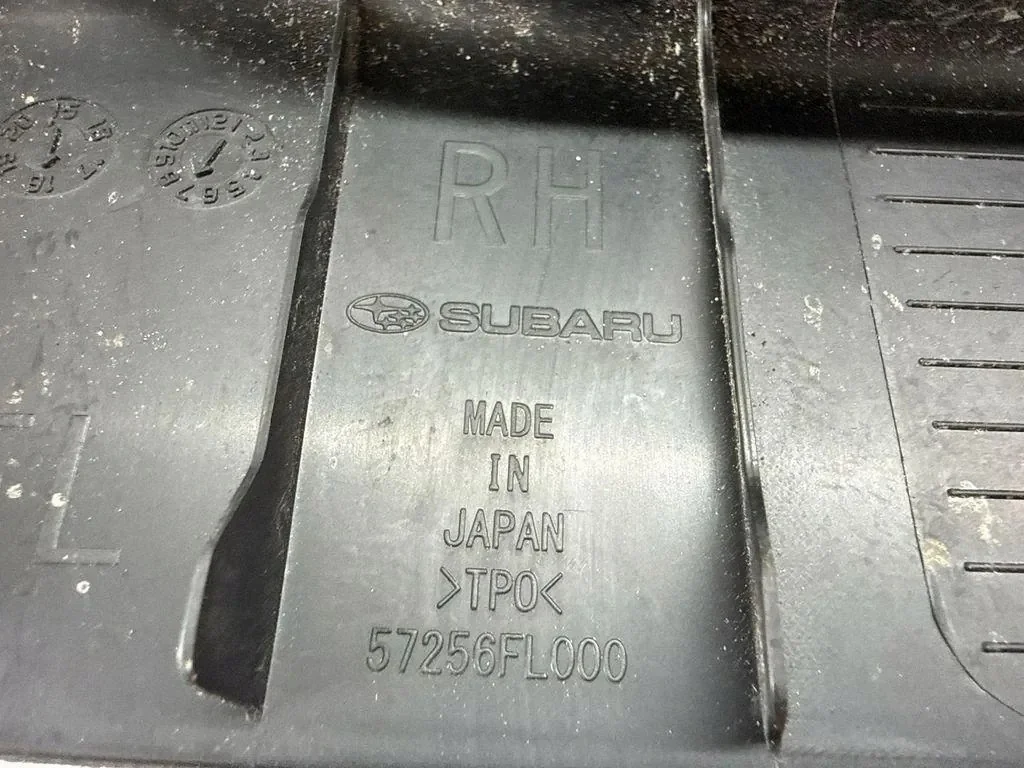 Subaru Impreza Hatchback spatbordrand 57256FL000 image 5