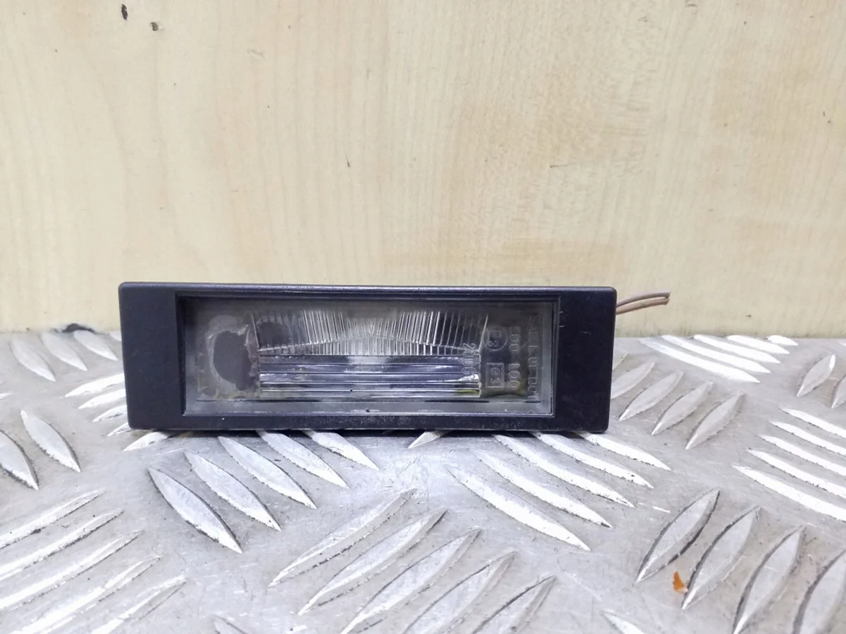 Éclairage de plaque BMW 1 Cabrio E88