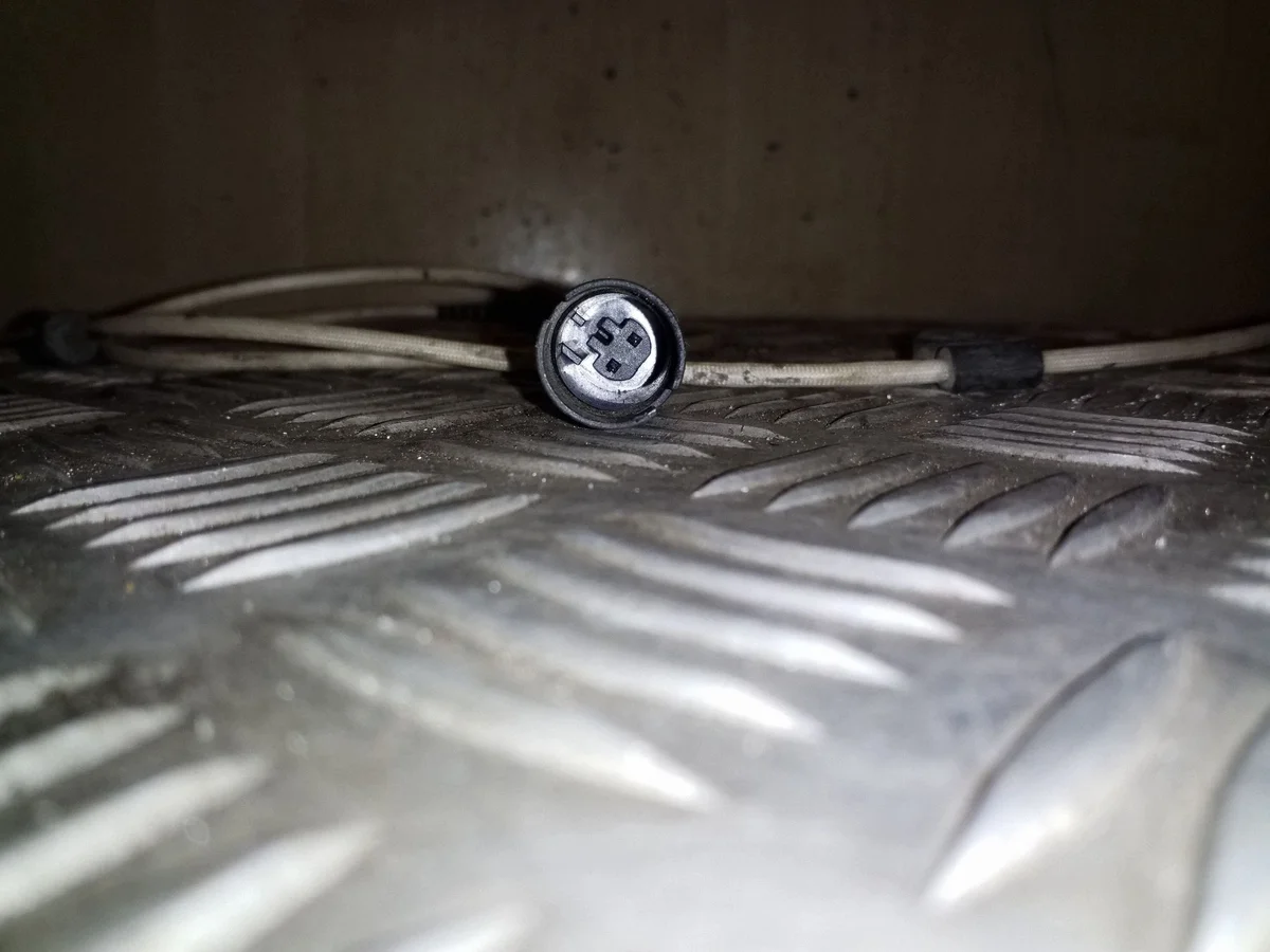 Sensor Desgaste Pastilhas BMW E39 Traseiro VAL208936