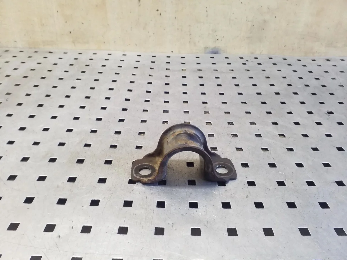 Abraçadeira Estabilizador Ford Kuga II Usada