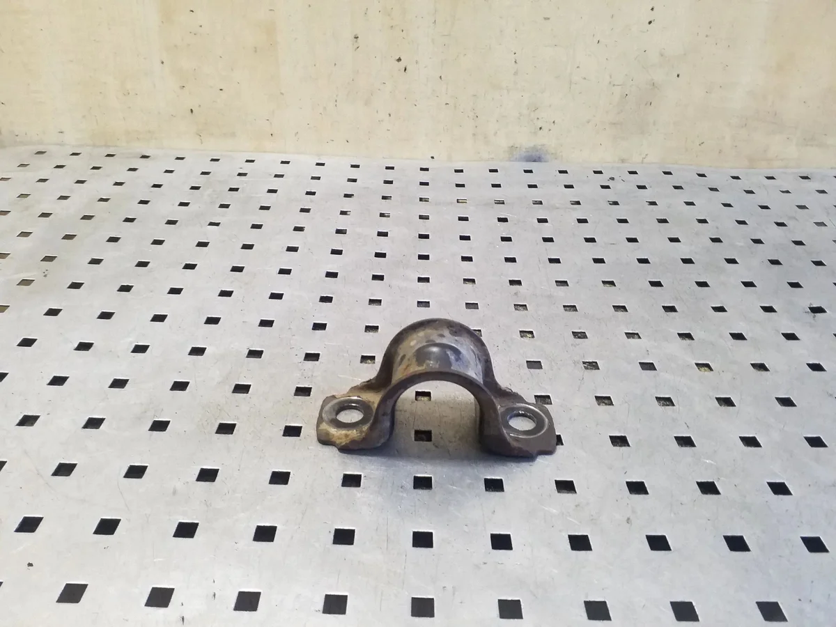 Stabilisator-Halterung Ford Kuga II VAL212760
