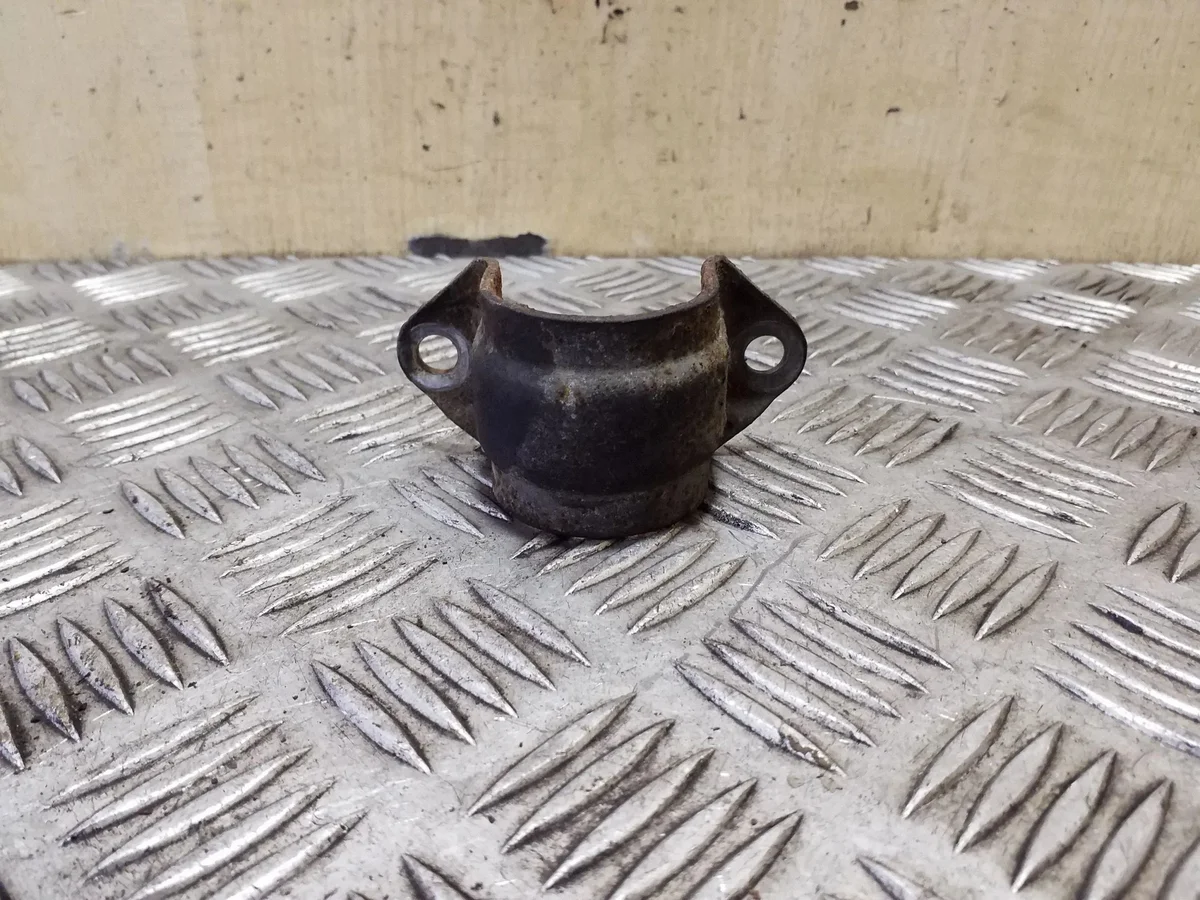 BMW X1 E84 Stabilisatorhalterung Hinten VAL211461