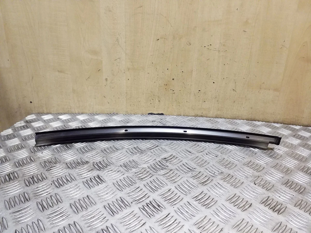 BMW 5 F10 F11 Rear Window Guide Left VAL216301