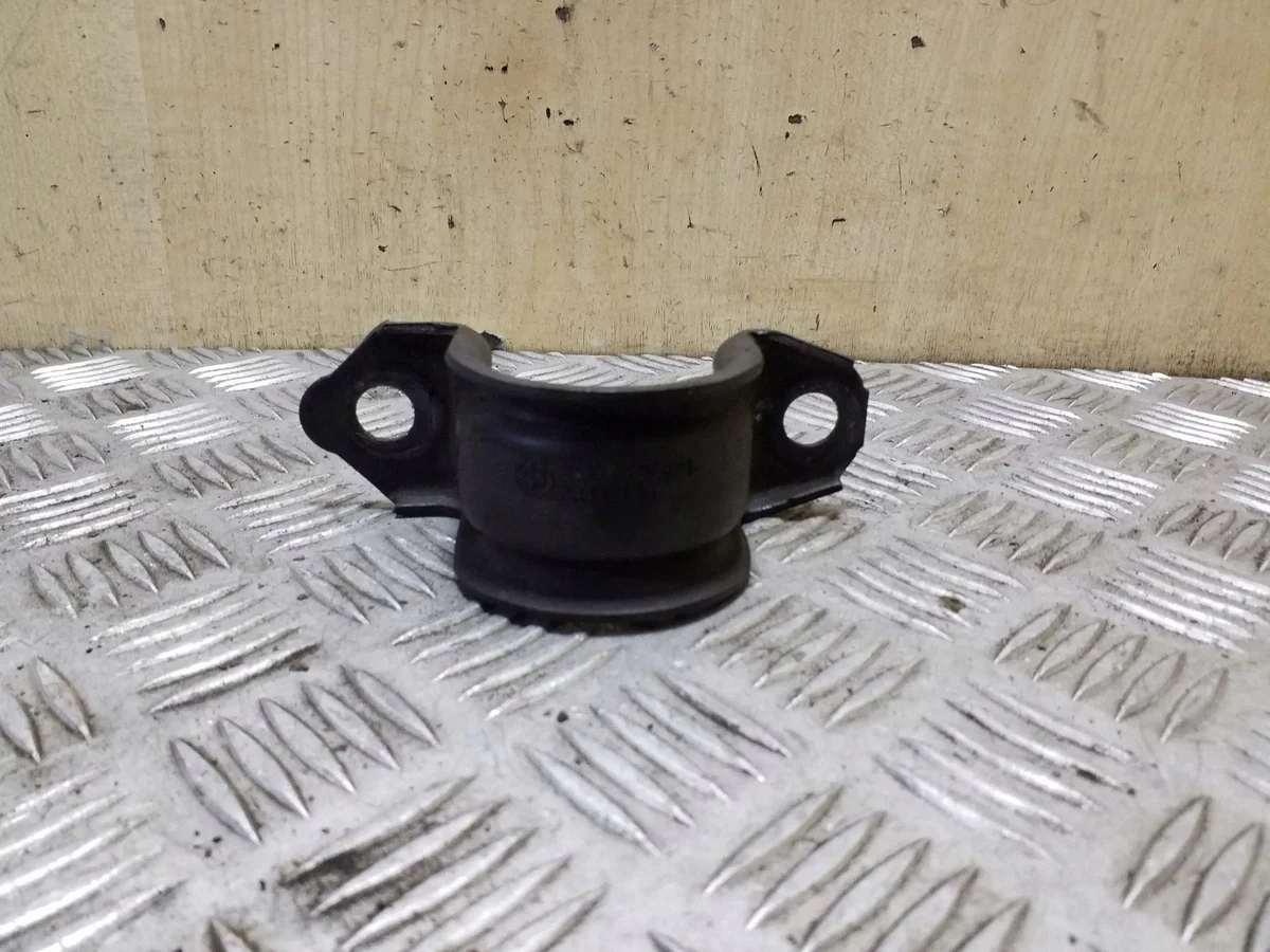 BMW 5 F10 F11 Stabilisatorhalter links