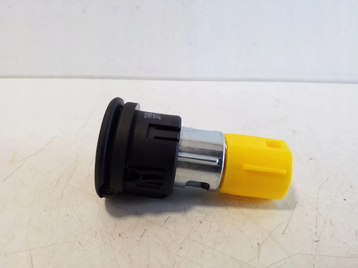 Ford Kuga III 2023 Conector 12v JX7T19G310AA image 3