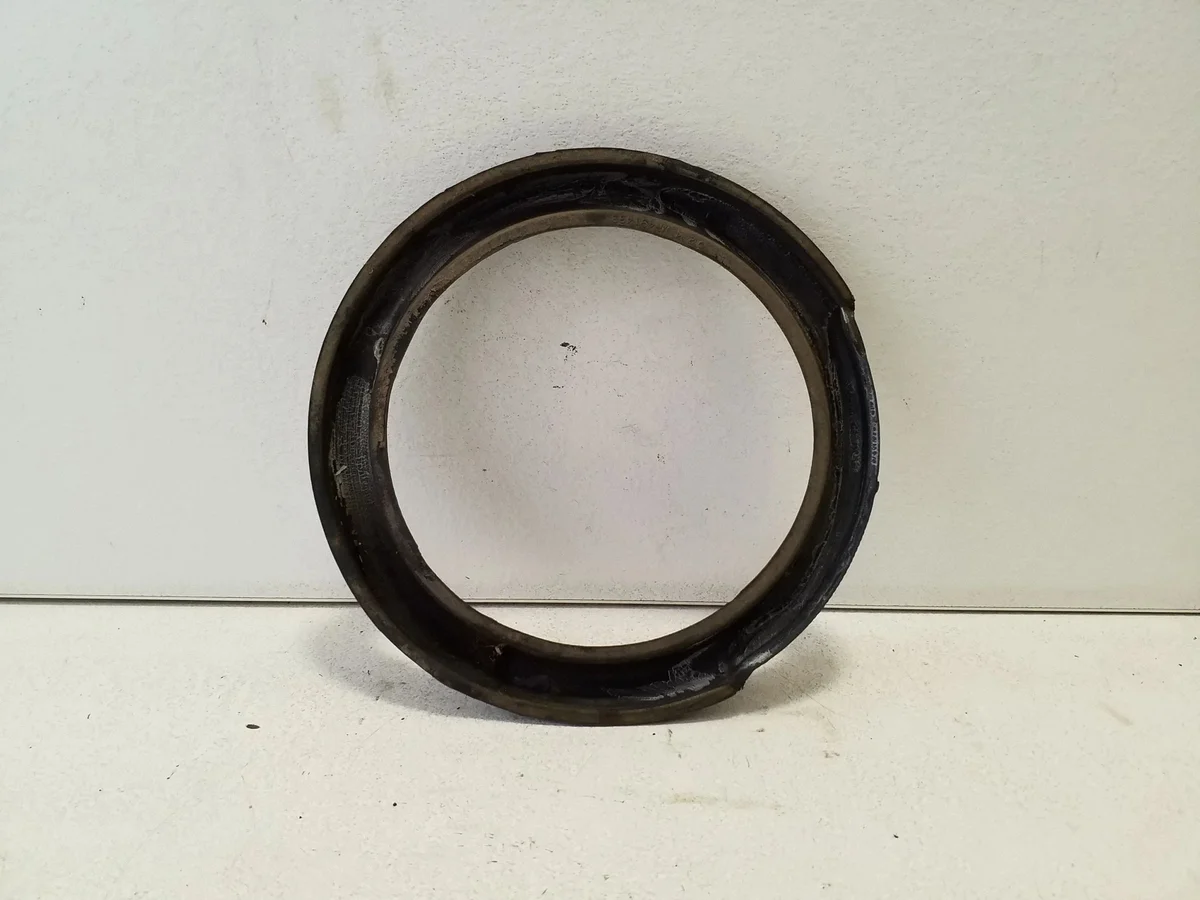 Mitsubishi Outlander Front Spring Rubber Used VAL240903