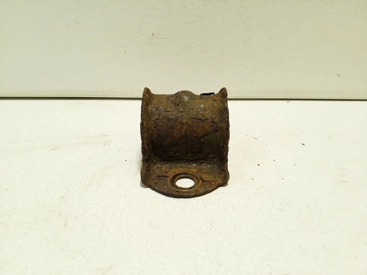 Ford S-Max Rear Stabilizer Bar Bracket Used image 3