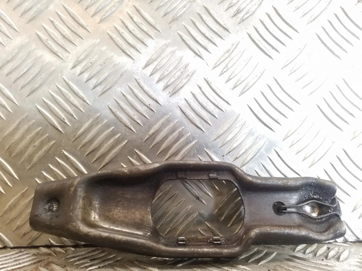 Soporte Embrague VW Passat B4 VAL253513