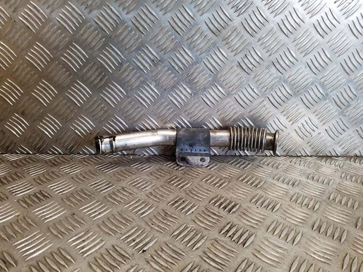 Opel Astra G Przewód EGR 90570358 Usado image 3