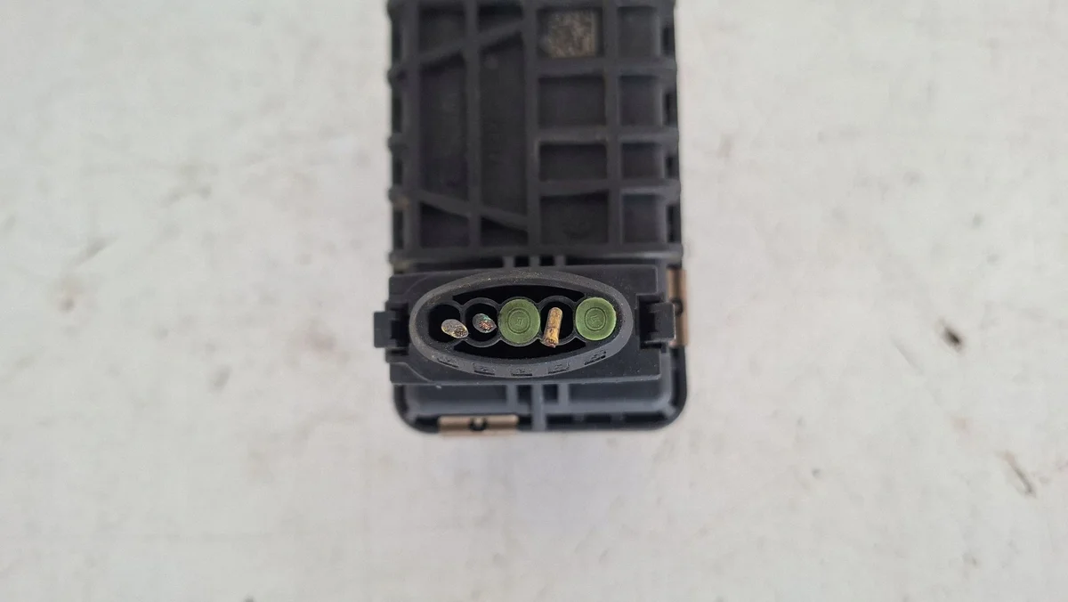 Ford Focus C-MAX 2005 Sterownik Turbiny 712120 image 7
