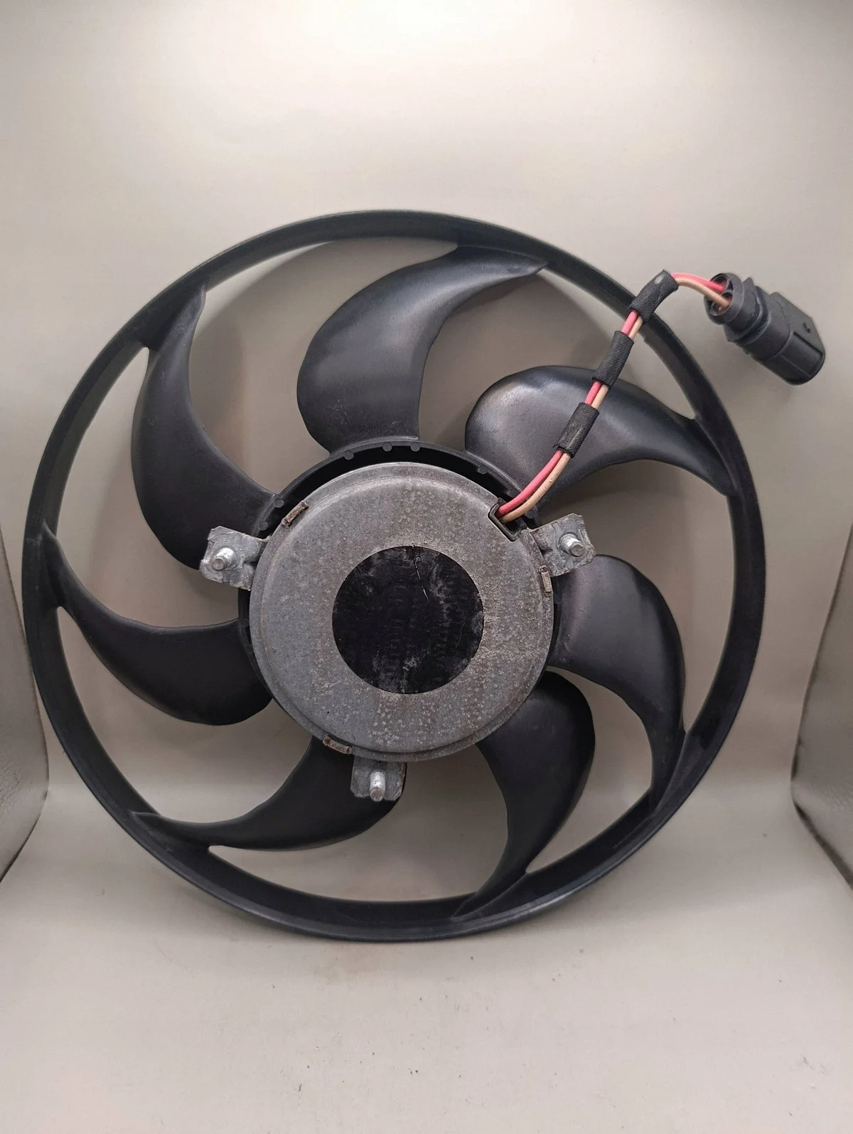 Ventilateur radiateur 1K0959455DG occasion image 4